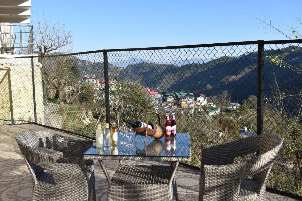 Idyllic Private Cottage W/King Bed + Mountain View Kasauli Dış mekan fotoğraf