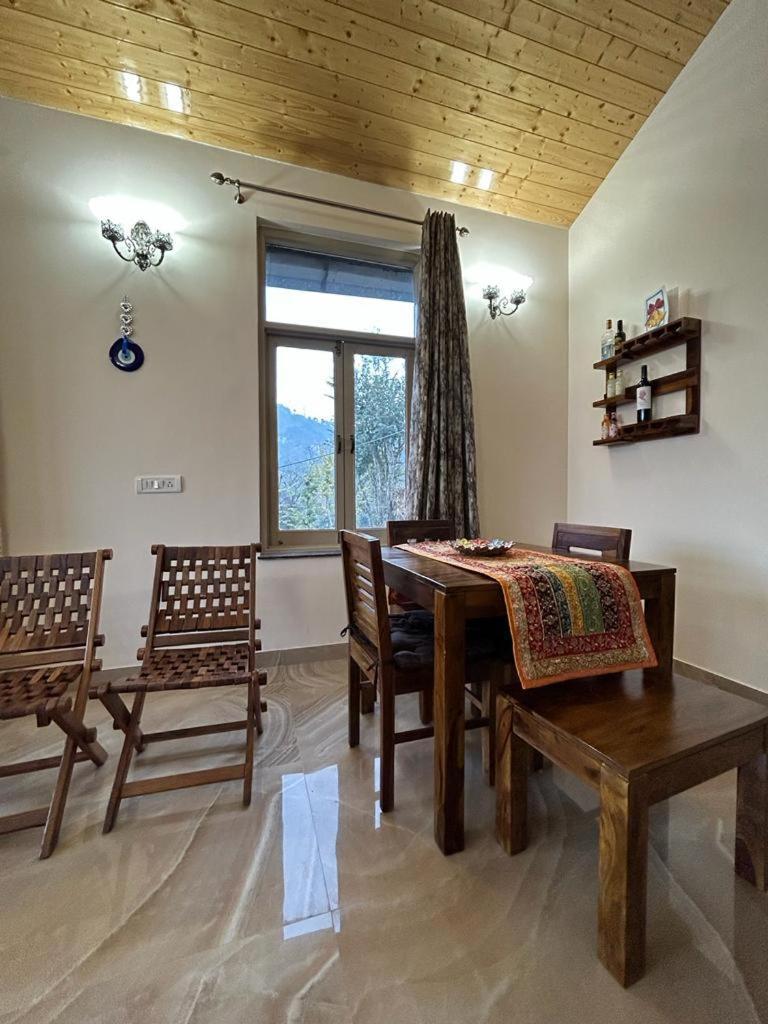 Idyllic Private Cottage W/King Bed + Mountain View Kasauli Dış mekan fotoğraf